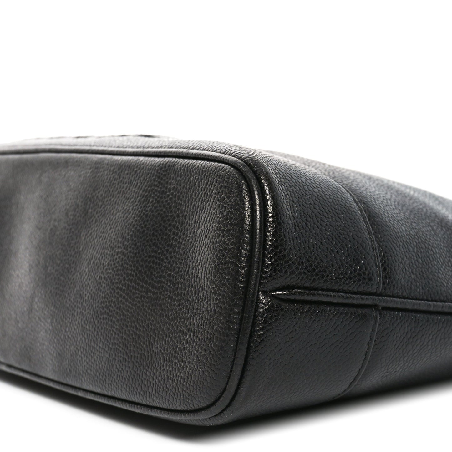 Caviar Shoulder Bag Black