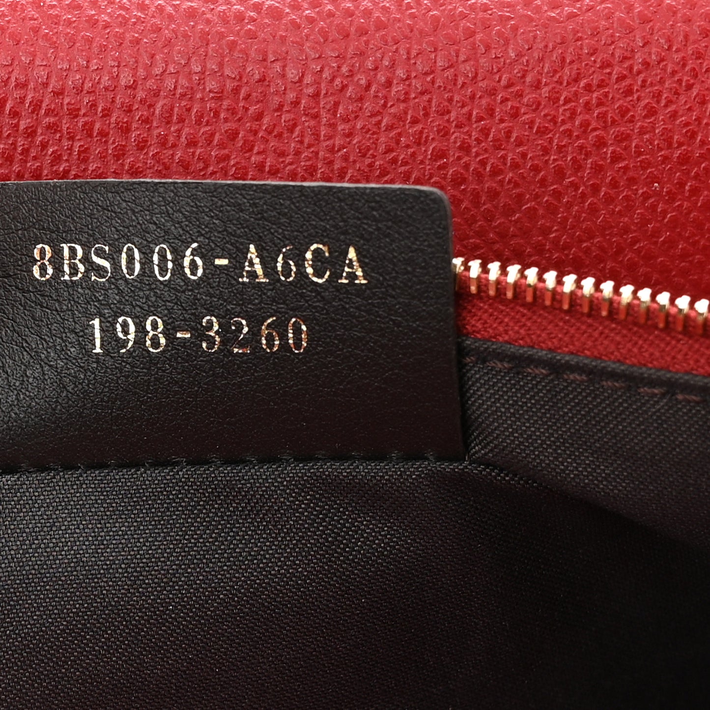 Vitello Cruise F is Fendi FF 1974 Embossed Medium Envelope Wallet On Chain Fragola Maya Black