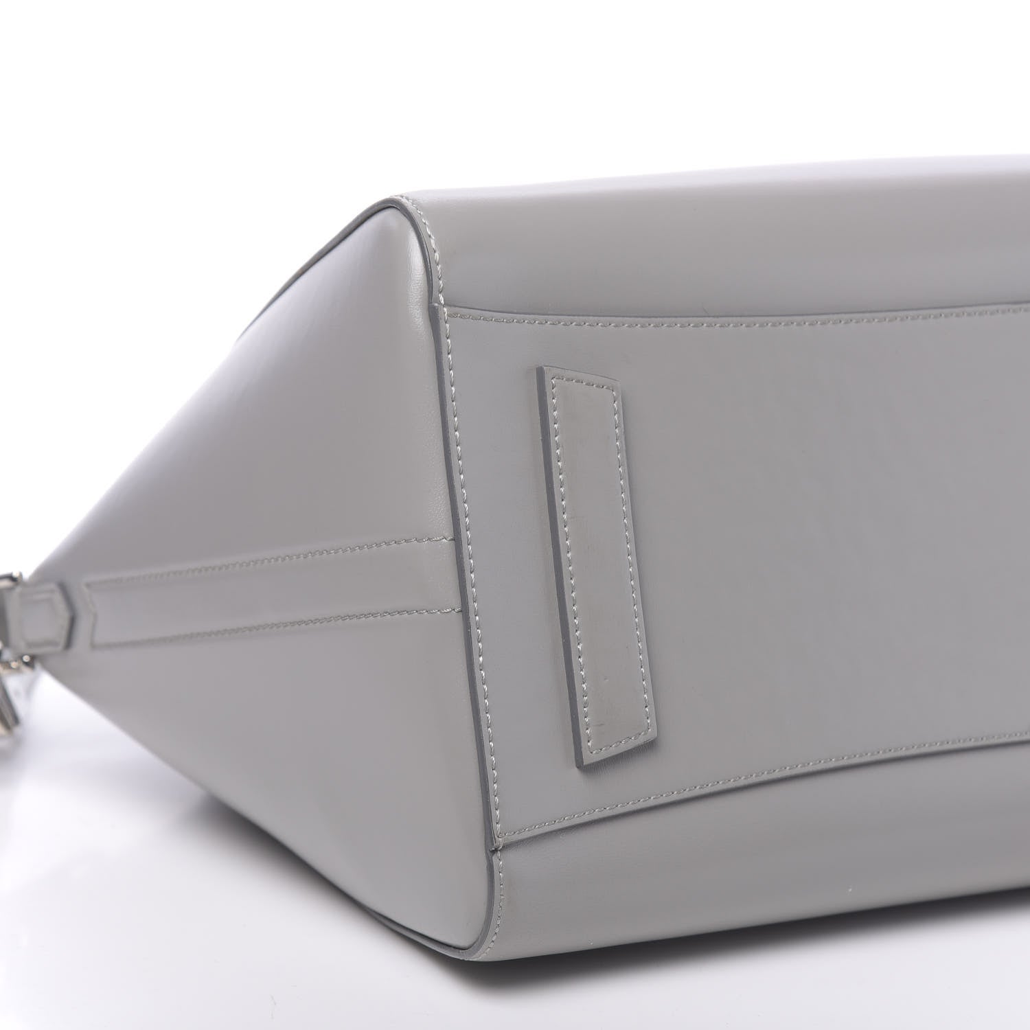 Givenchy Shiny Lord Calfskin Medium Antigona Pearl Grey 9 of 10