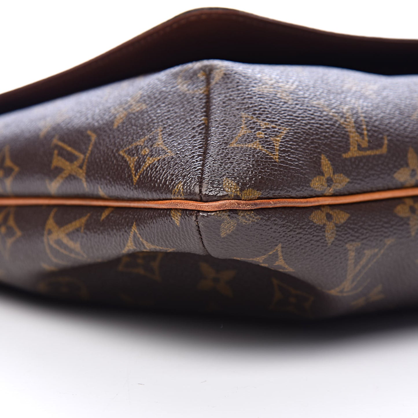 Monogram Musette GM