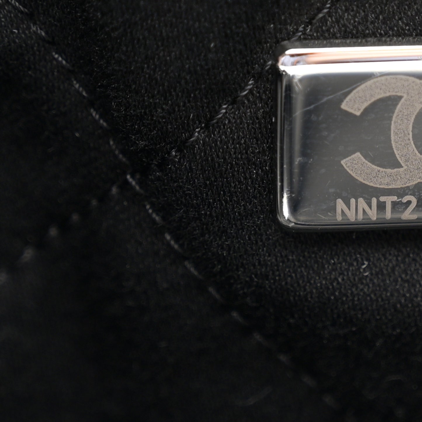 Shiny Calfskin Quilted Chanel 22 So Black