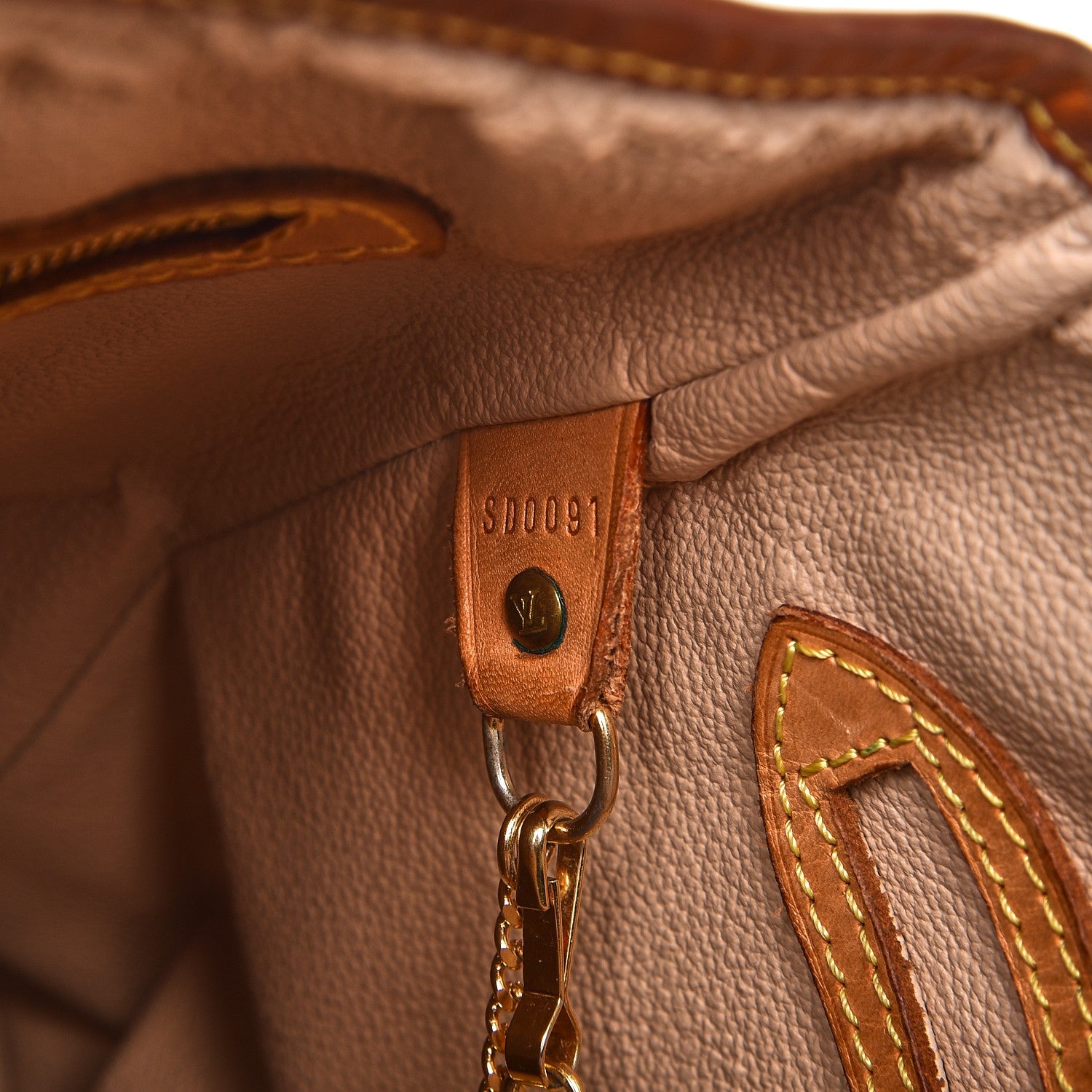 Louis Vuitton Monogram Petit Bucket 23 8 of 17