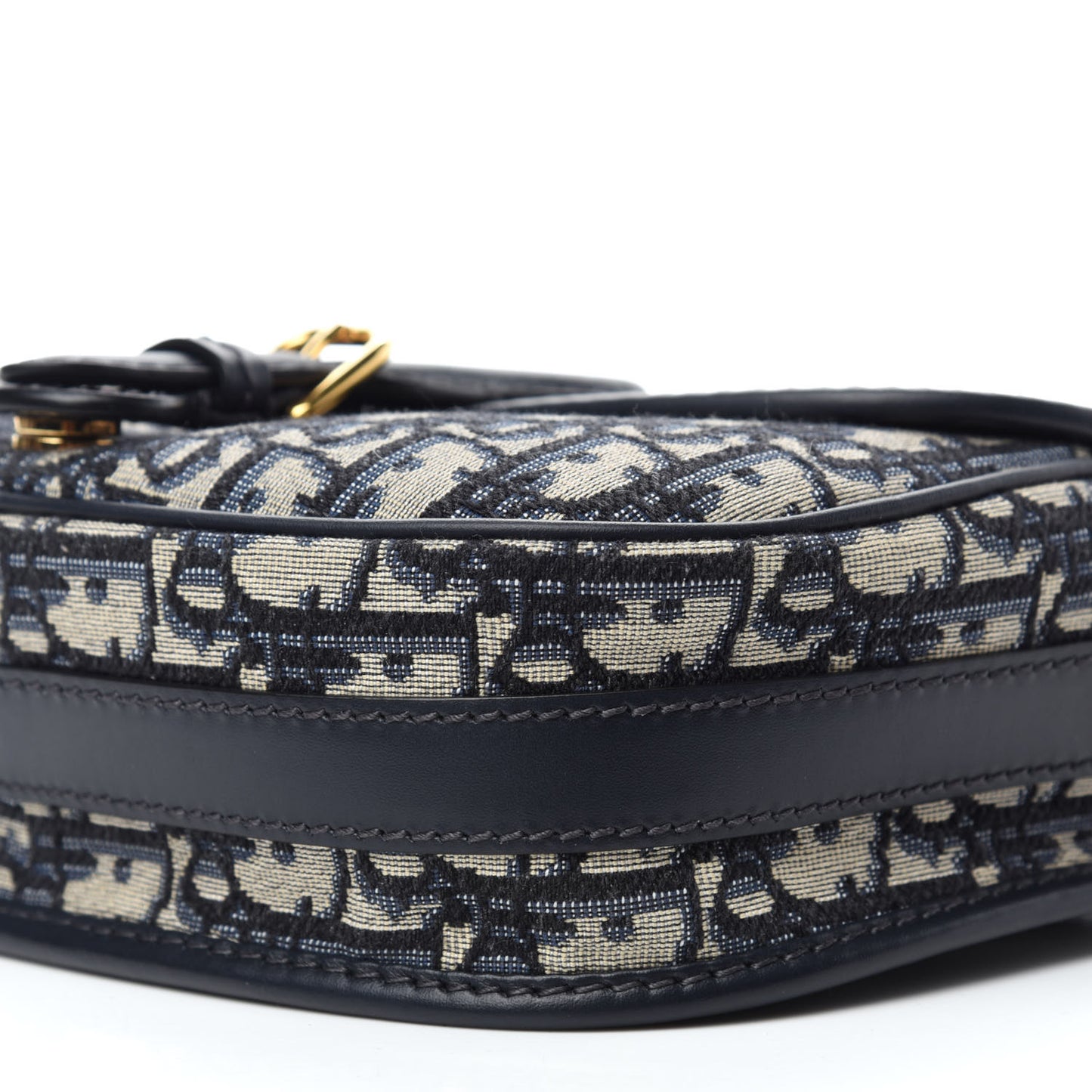 Oblique Medium Bobby Flap Blue
