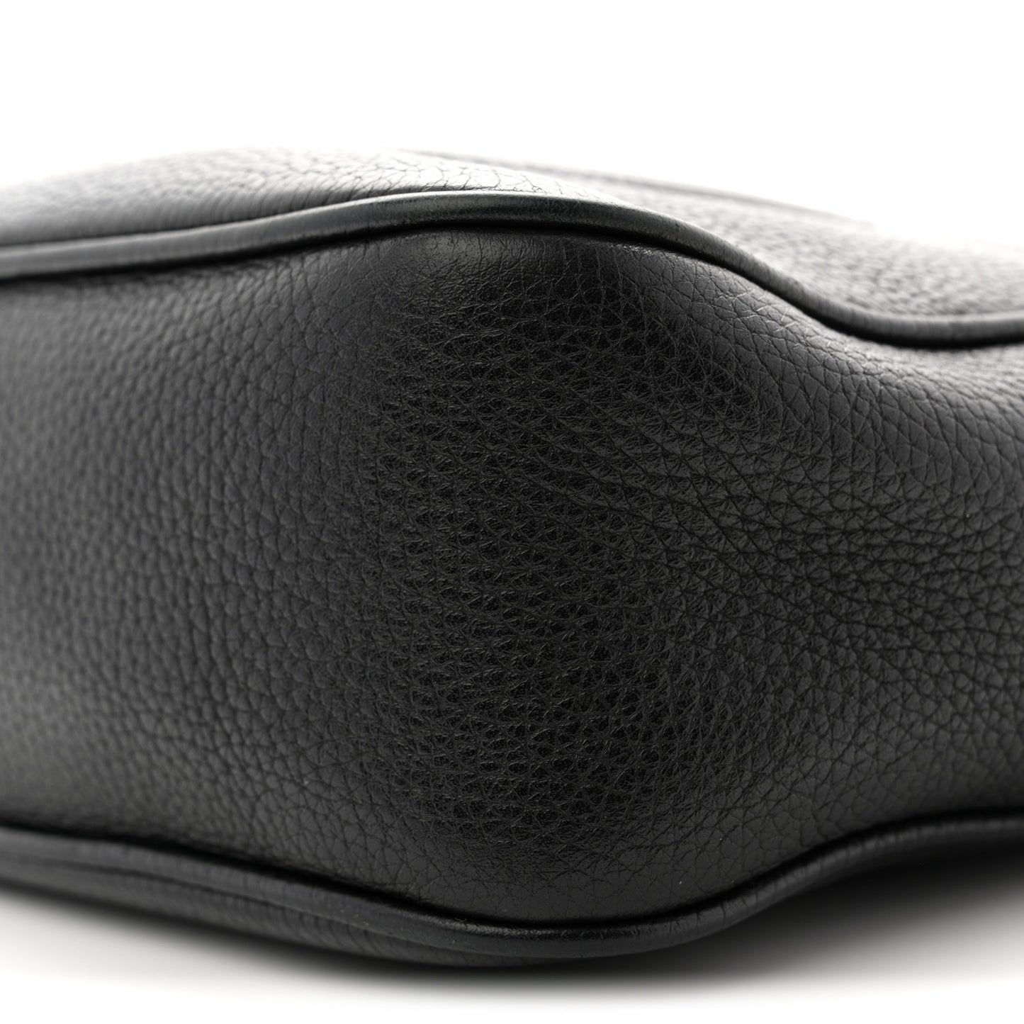 Pebbled Calfskin Small Soho Disco Bag Black
