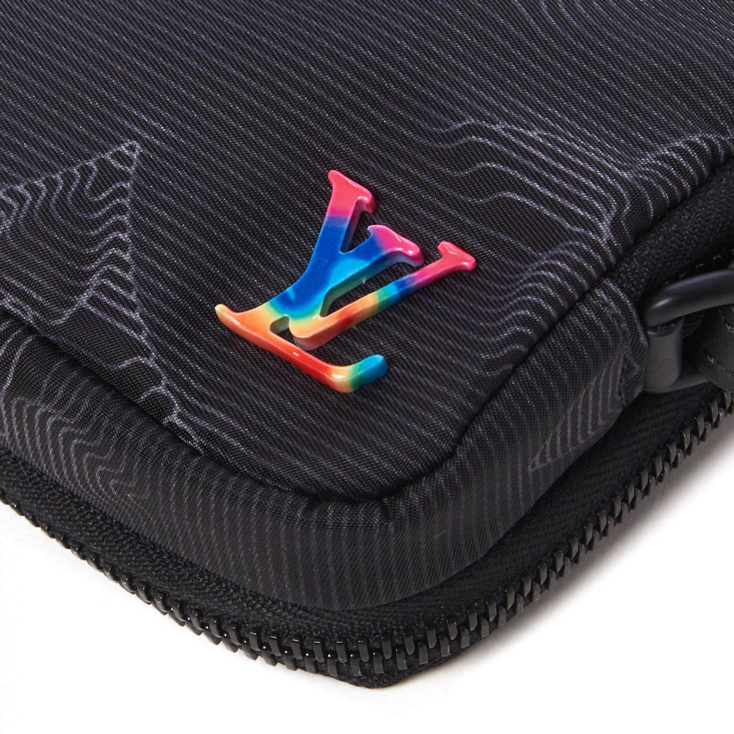 Louis Vuitton Monogram 2054 Double Phone Pouch 4 of 10