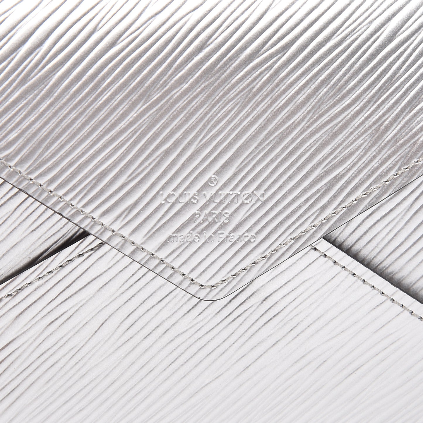Metallic Epi Medium Kirigami Pochette Insert Silver