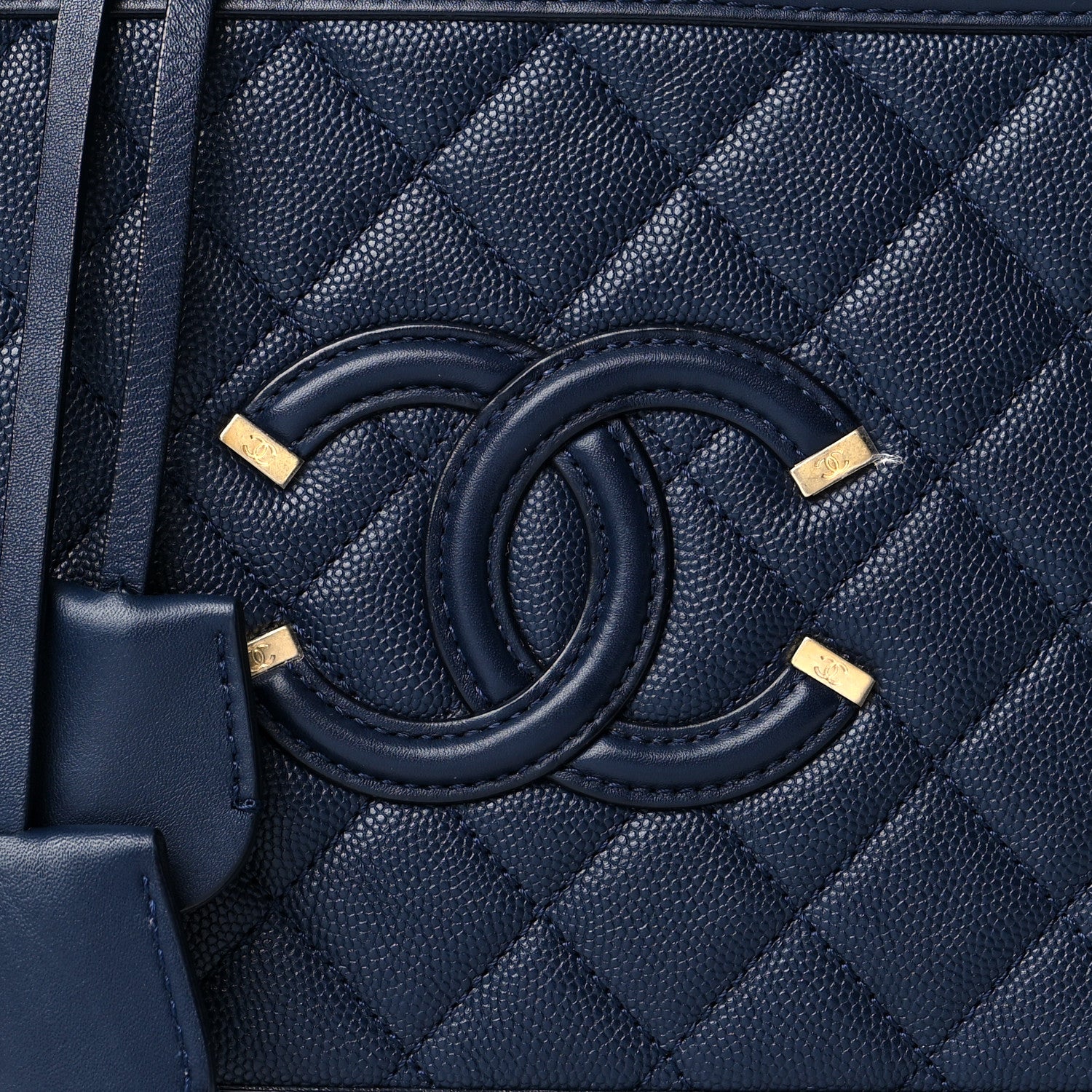 Chanel Caviar Quilted Medium CC Filigree Vanity Case Navy 7 of 9