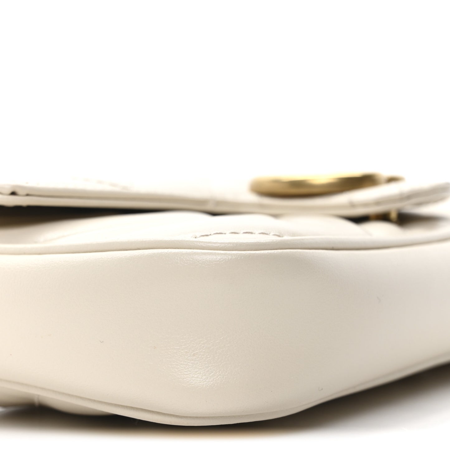 Calfskin Matelasse Mini GG Marmont Shoulder Bag With Card Holder White Black