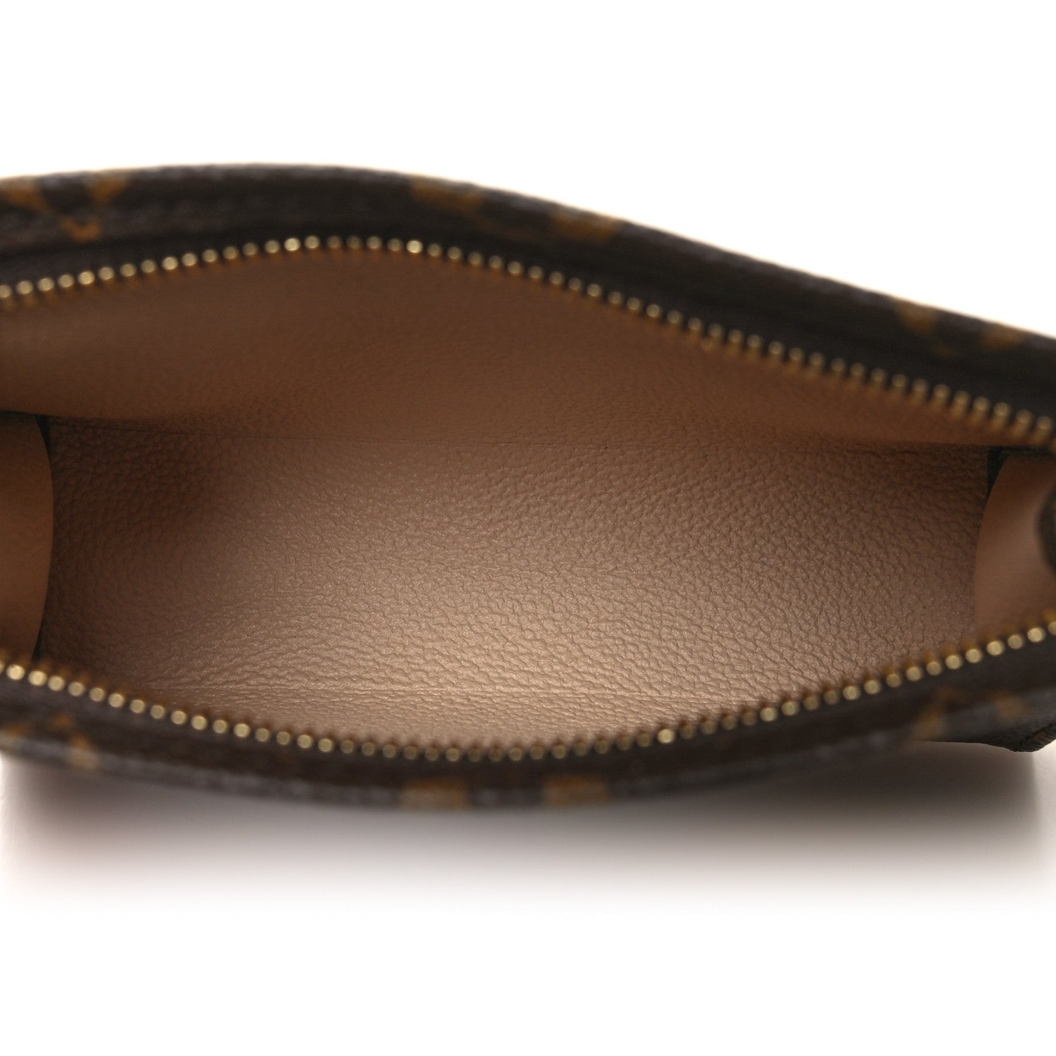 Louis Vuitton Monogram Toiletry Pouch 15 5 of 9