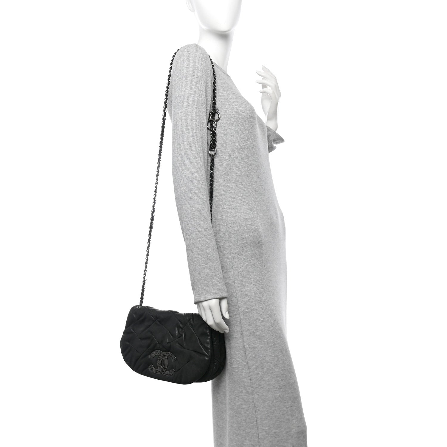Chanel Iridescent Calfskin Glint Flap Black 2 of 12
