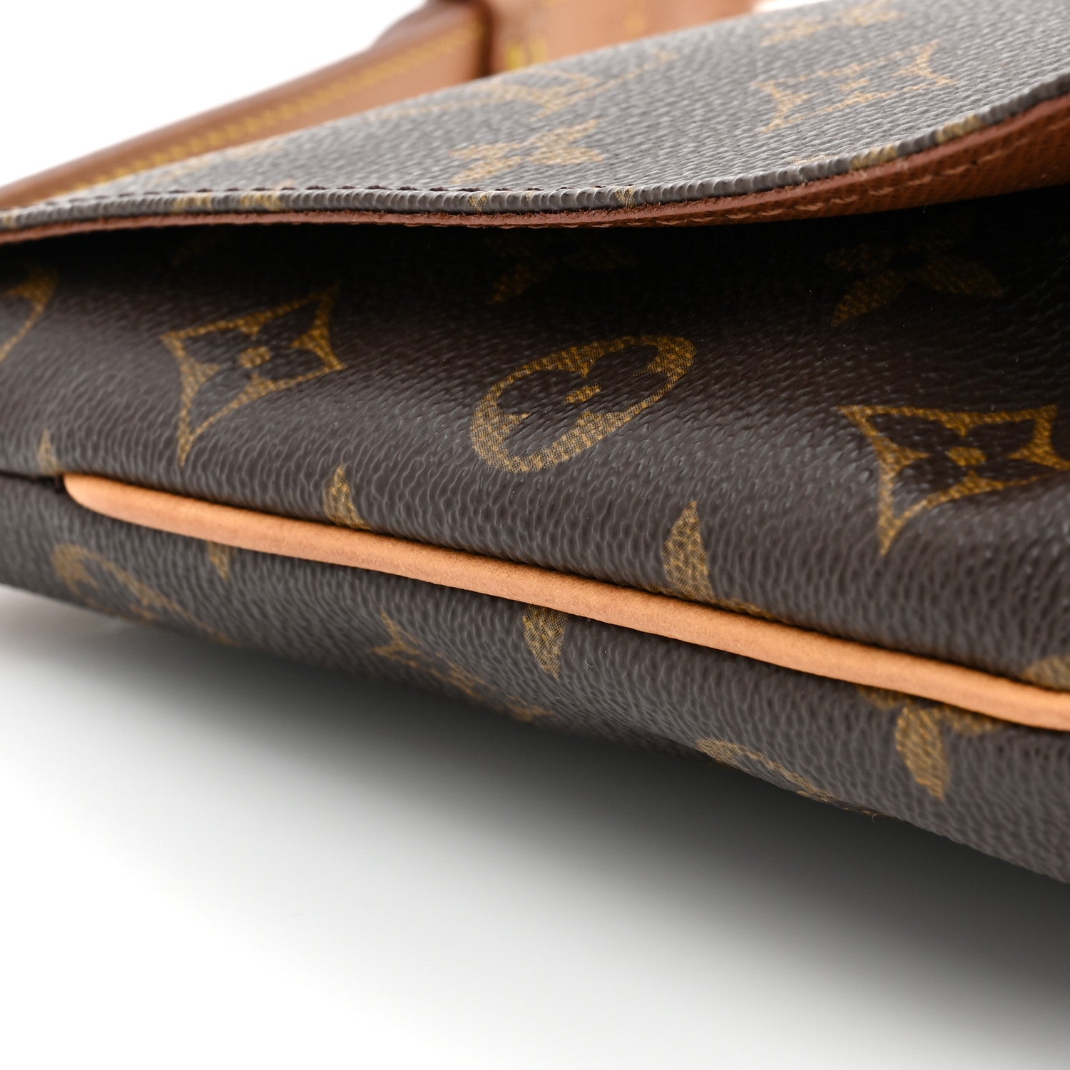 Louis Vuitton Monogram Musette Tango 9 of 10