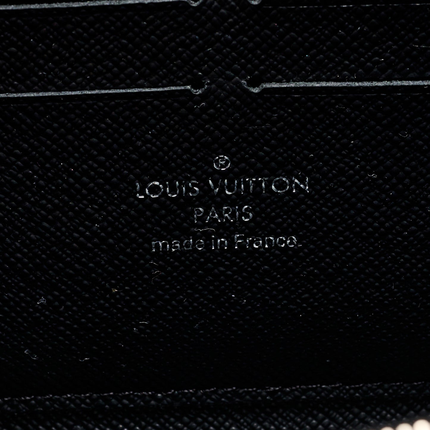 Epi Twist Chain Wallet Black
