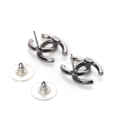 Chanel Crystal Baguette CC Earrings Ruthenium 3 of 4