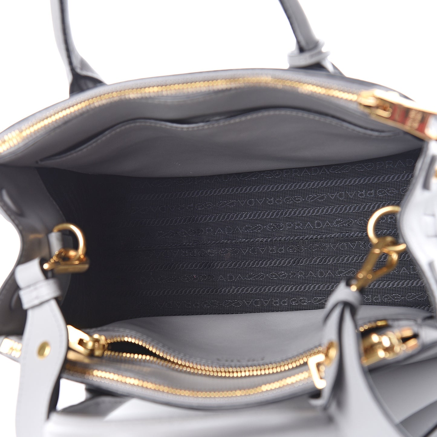 Saffiano City Calf Small Esplanade Tote Nube