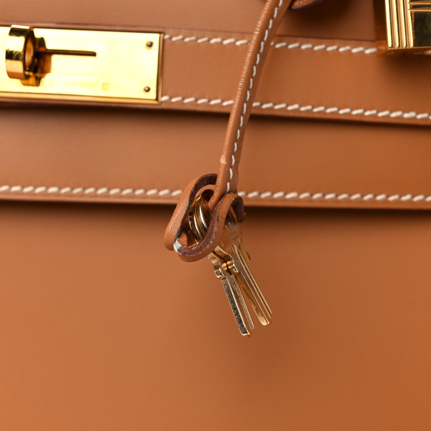 Hermes Chamonix Kelly Sellier 35 Gold 13 of 17