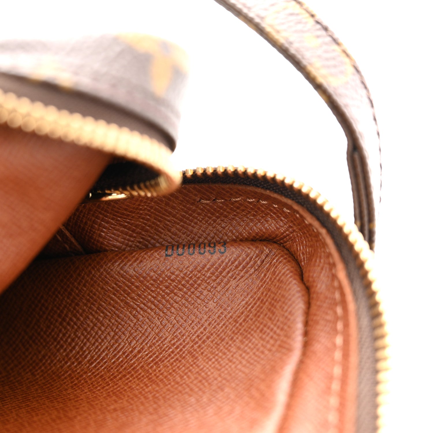 Louis Vuitton Monogram Pochette Marly Bandouliere 7 of 11