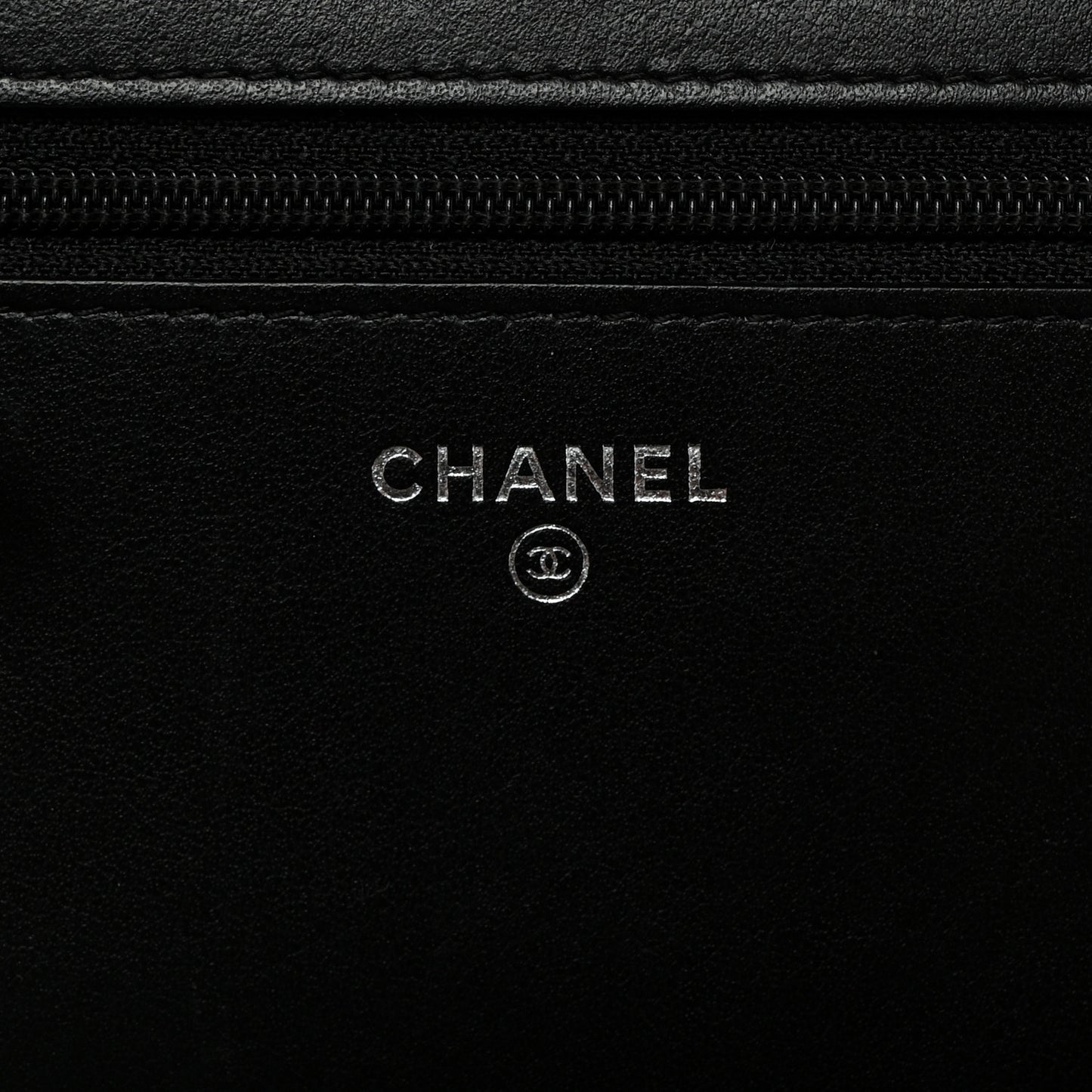 Aged Calfskin Quilted Gabrielle Wallet On Chain WOC Beige Black