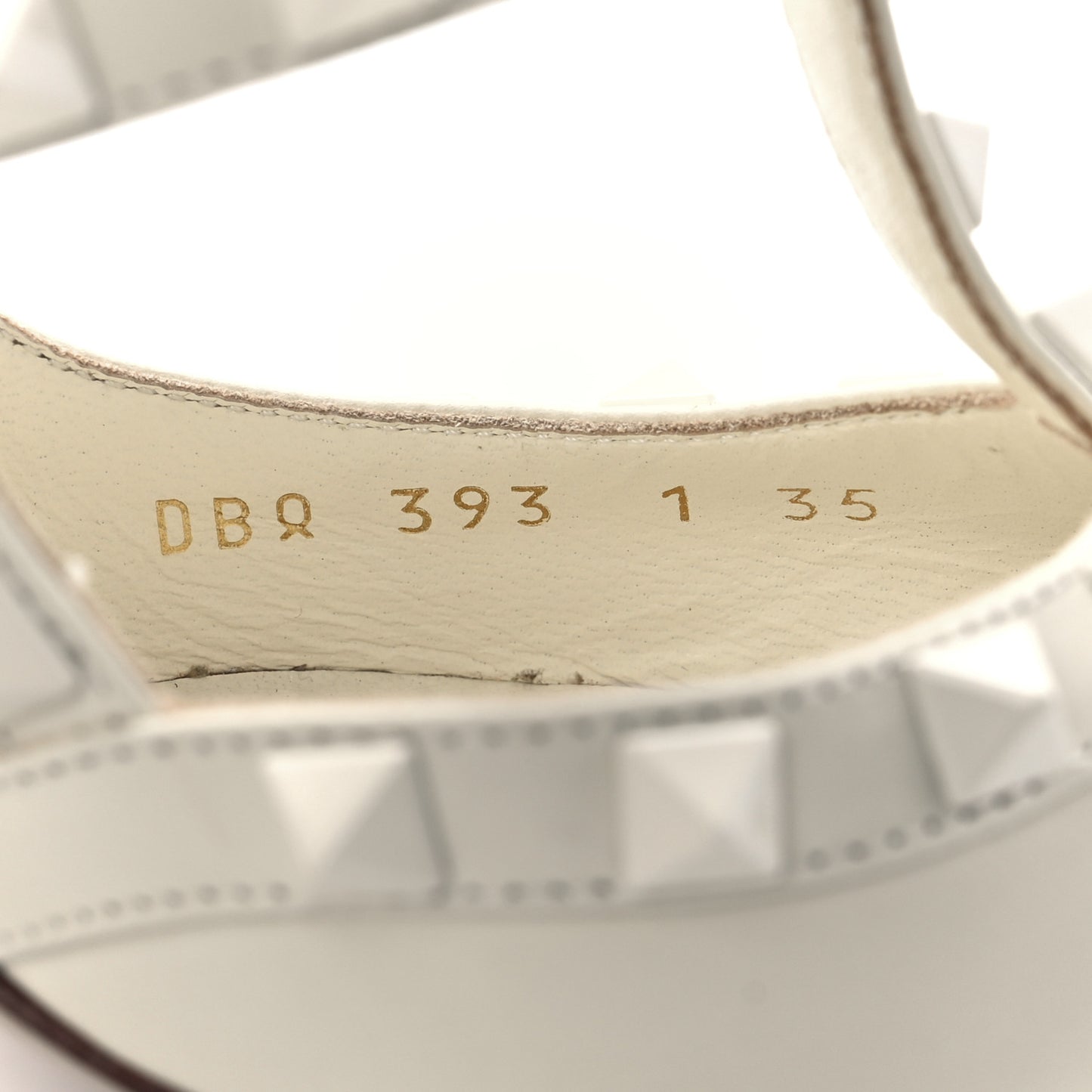 Calfskin Lacquered Monochrome Rockstud Ankle Strap 100mm Pumps 35 Ivory