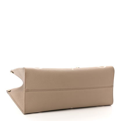 Louis Vuitton Empreinte Monogram Giant Onthego MM Tourterelle Creme 4 of 10