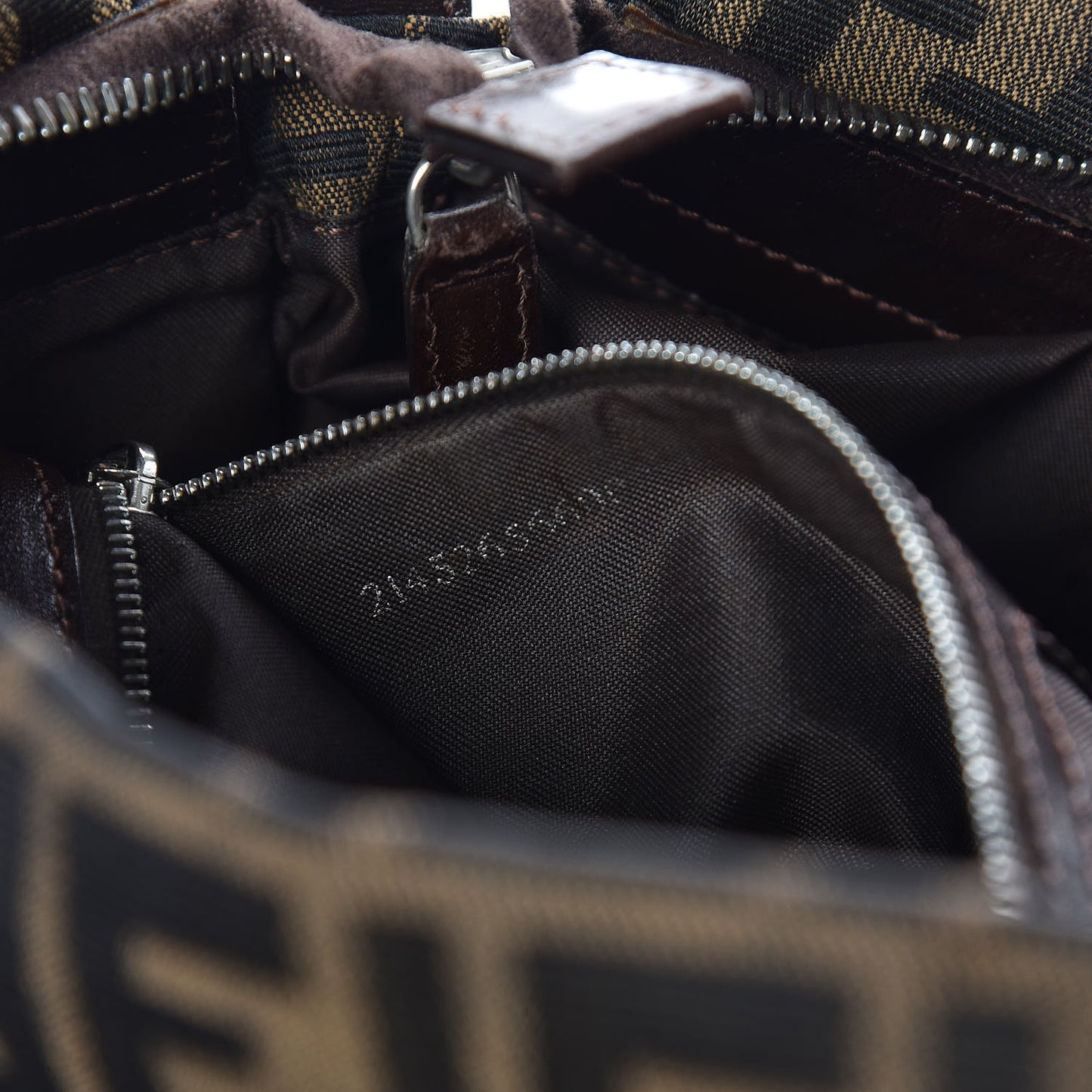 Zucca Small Shoulder Bag Tobacco