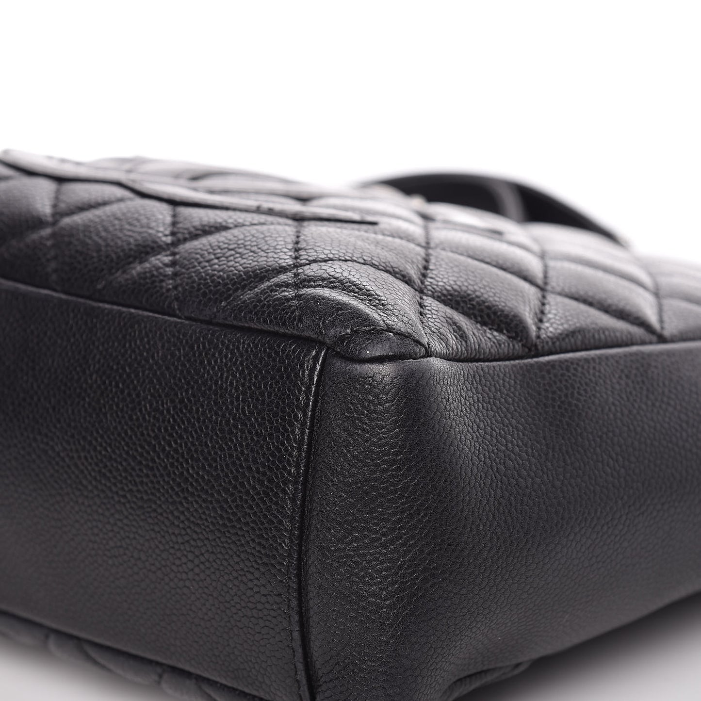 Caviar Quilted Petit Shopping Tote PST Black