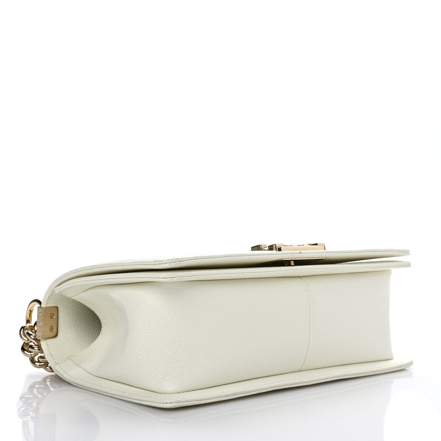 Caviar Quilted Medium Boy Flap White