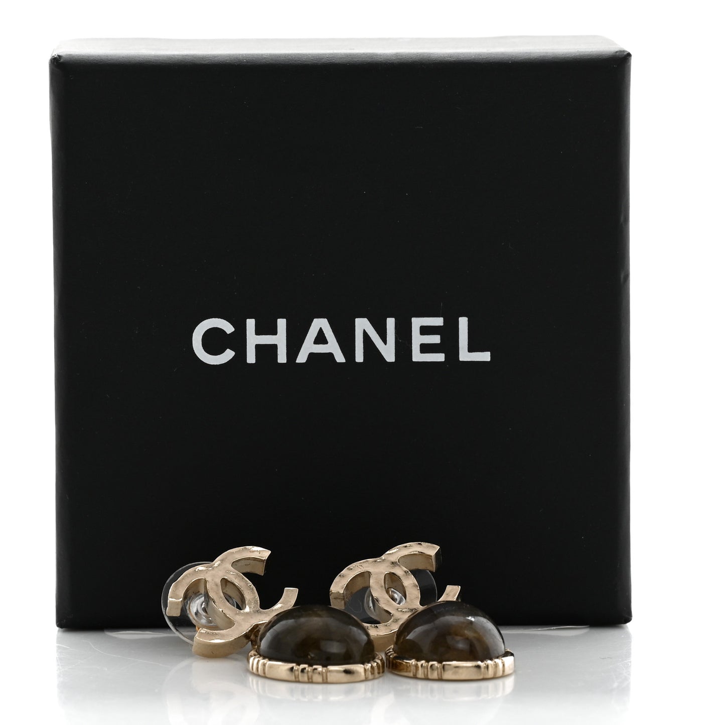 CC Oval Drop Earrings Gold