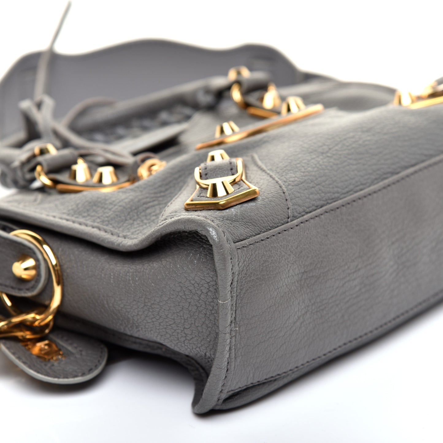 Chevre Gold Metallic Edge Hardware Mini City Gris Acier