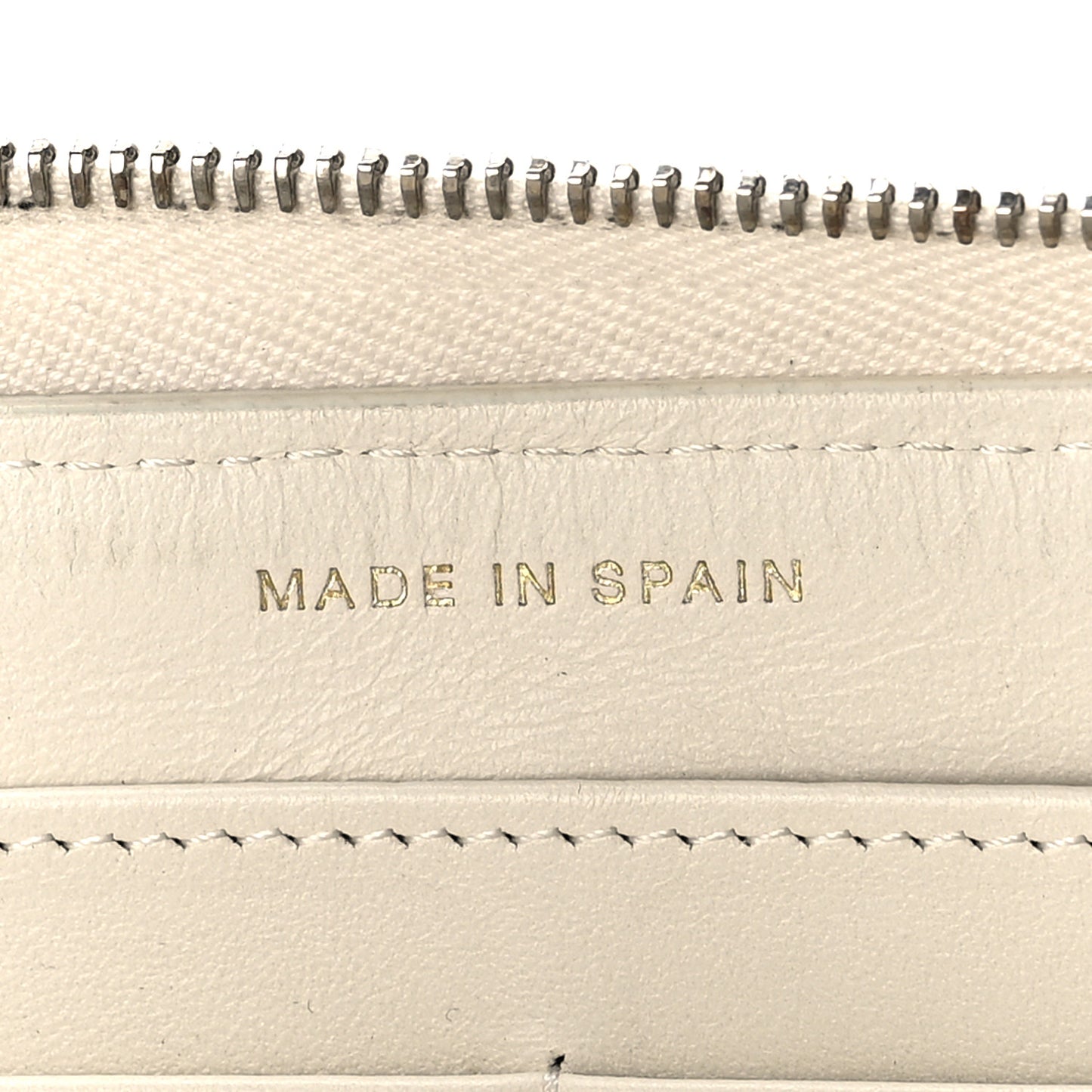 Caviar Quilted Large Gusset Zip Around Wallet White