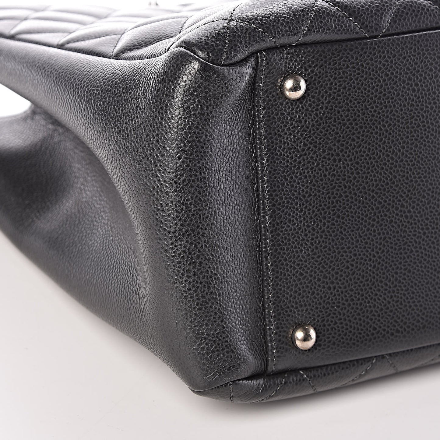 Caviar Quilted XL Grand Shopping Tote GST Dark Grey