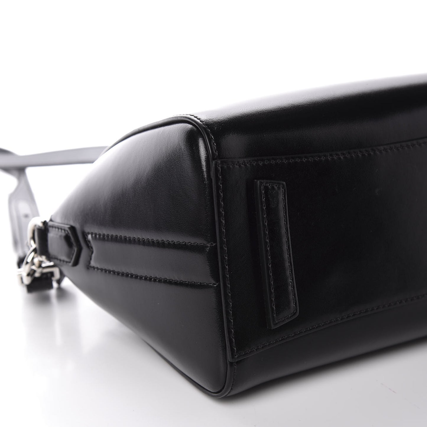 Shiny Lord Calfskin Mini Antigona Black