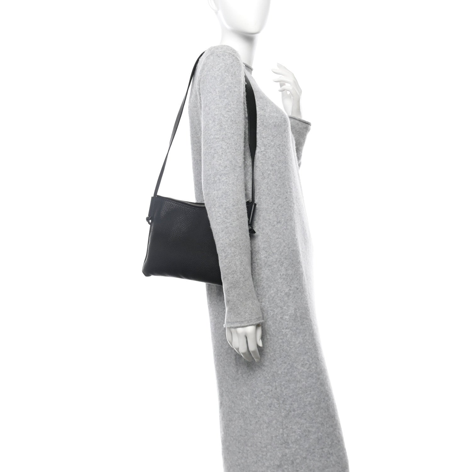 Hermes Togo Ultrapla Bag PM Black 1703984 – FASHIONPHILE