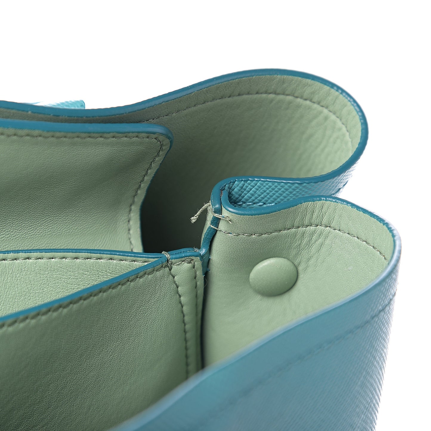 Saffiano Cuir Medium Double Handle Tote Turchese Acquamarina