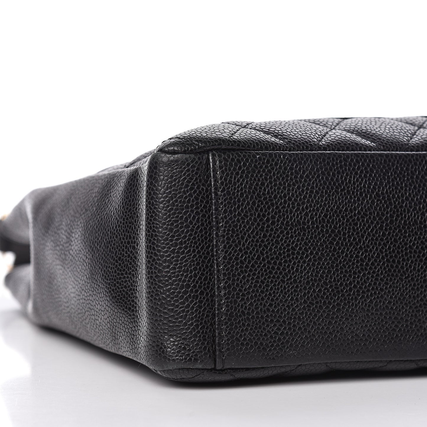Caviar Quilted Petit Shopping Tote PST Black