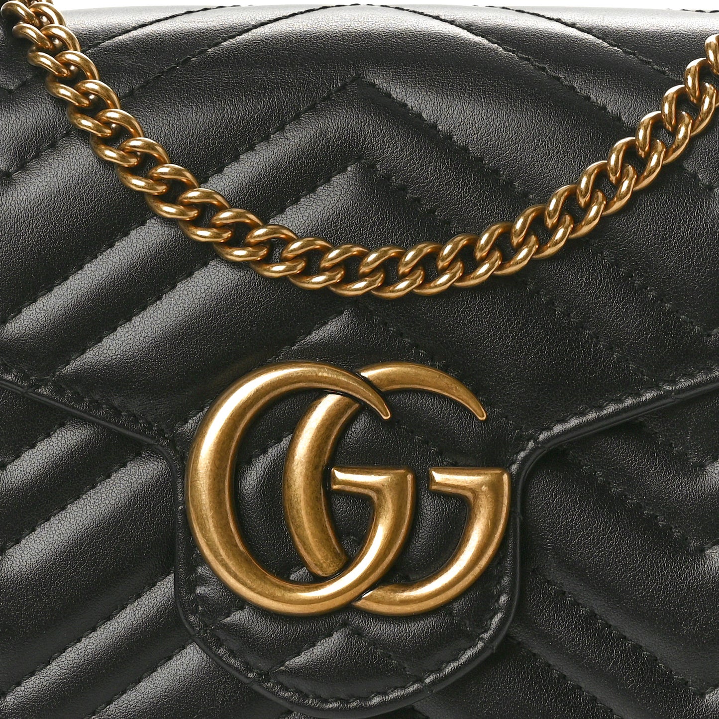 Calfskin Matelasse GG Marmont Chain Wallet Black