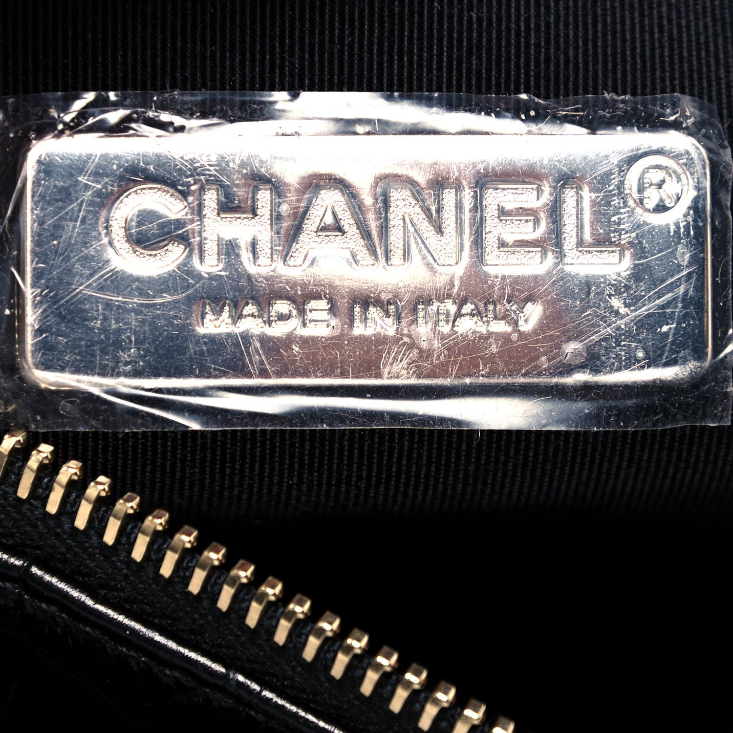Chanel Crocodile Embossed Calfskin Medium Gabrielle Cocodile Hobo Black 5 of 10