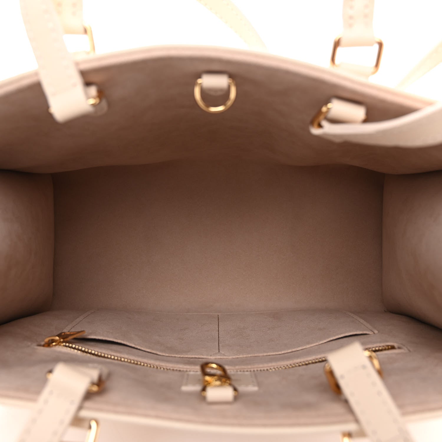 Louis Vuitton Empreinte Monogram Giant Onthego MM Creme Rose Trianon 5 of 9