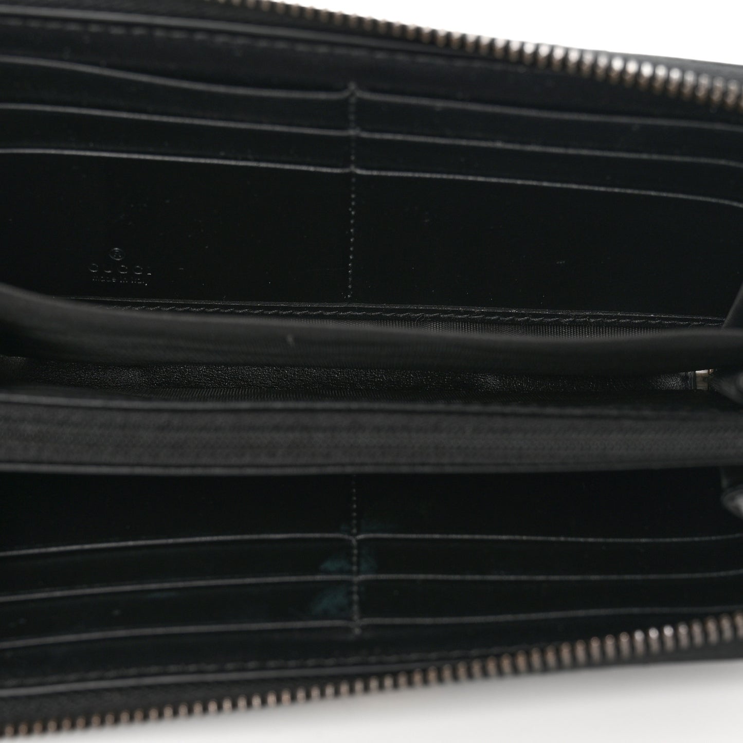 Calfskin Matelasse GG Marmont Zip Around Wallet Black