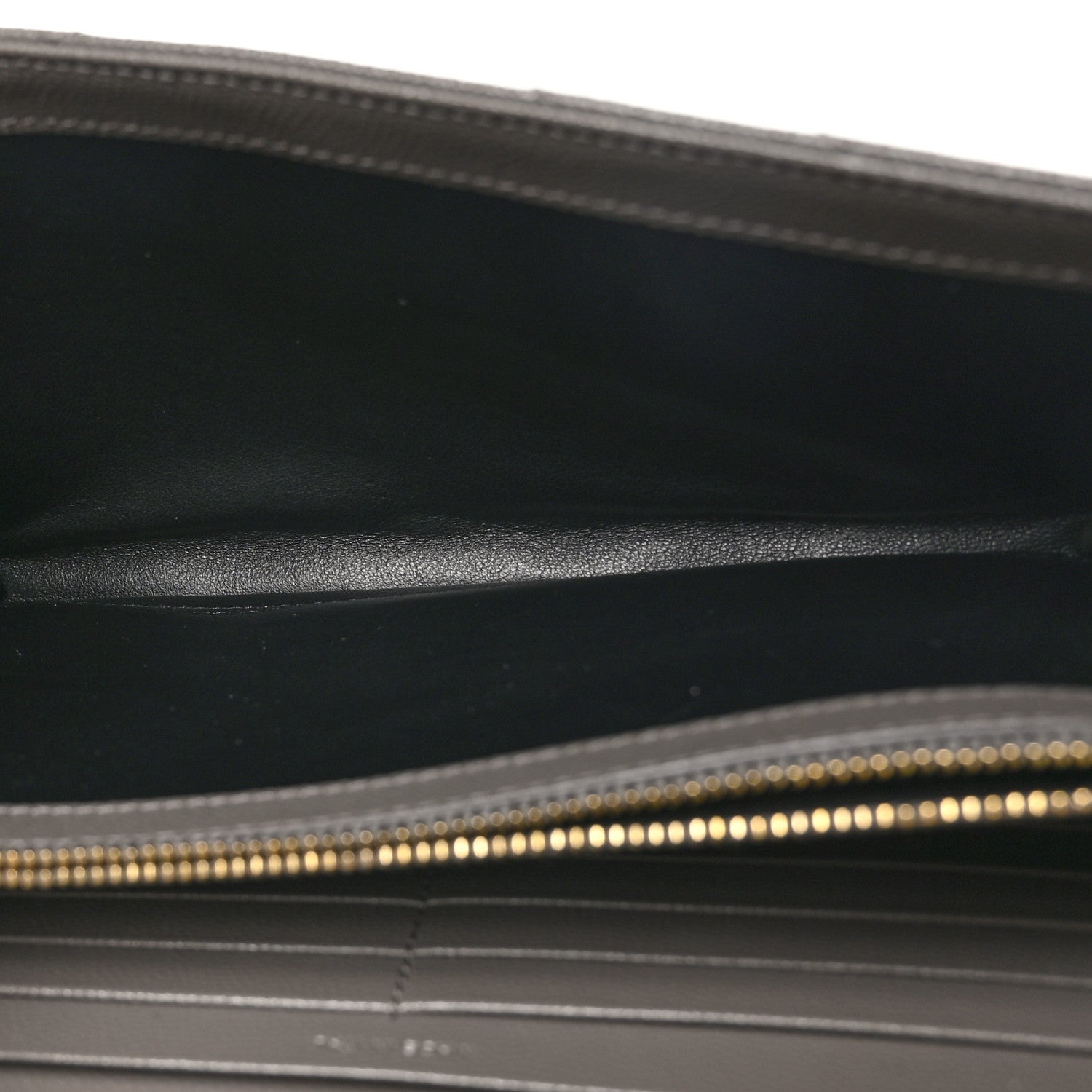 Saint Laurent Grain De Poudre Matelasse Chevron Monogram Chain Wallet Fog 6 of 10