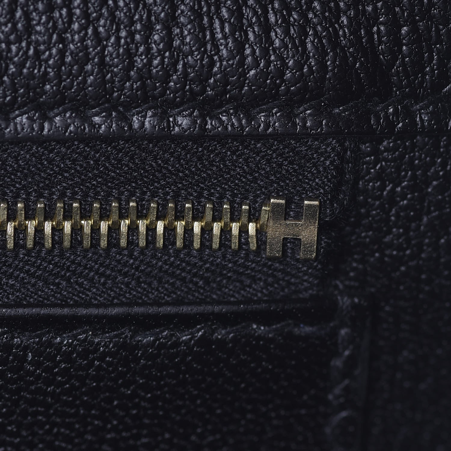 Hermes Taurillon Novillo Shiny Niloticus Crocodile Birkin Touch 30 Black 20 of 32