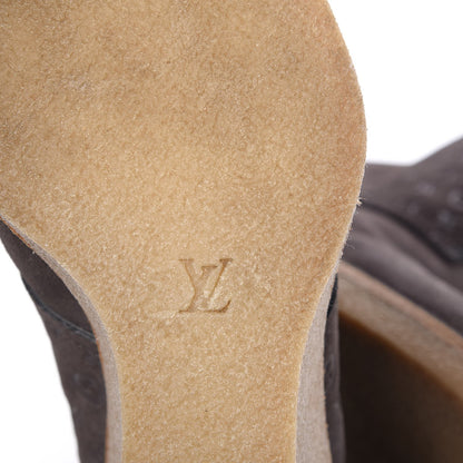 Louis Vuitton Monogram Embossed Suede Frosty Wedge Low Boots 38.5 Dark Grey 7 of 10