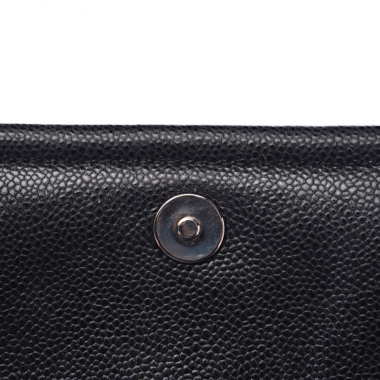 Caviar Medium Timeless CC Flap Black