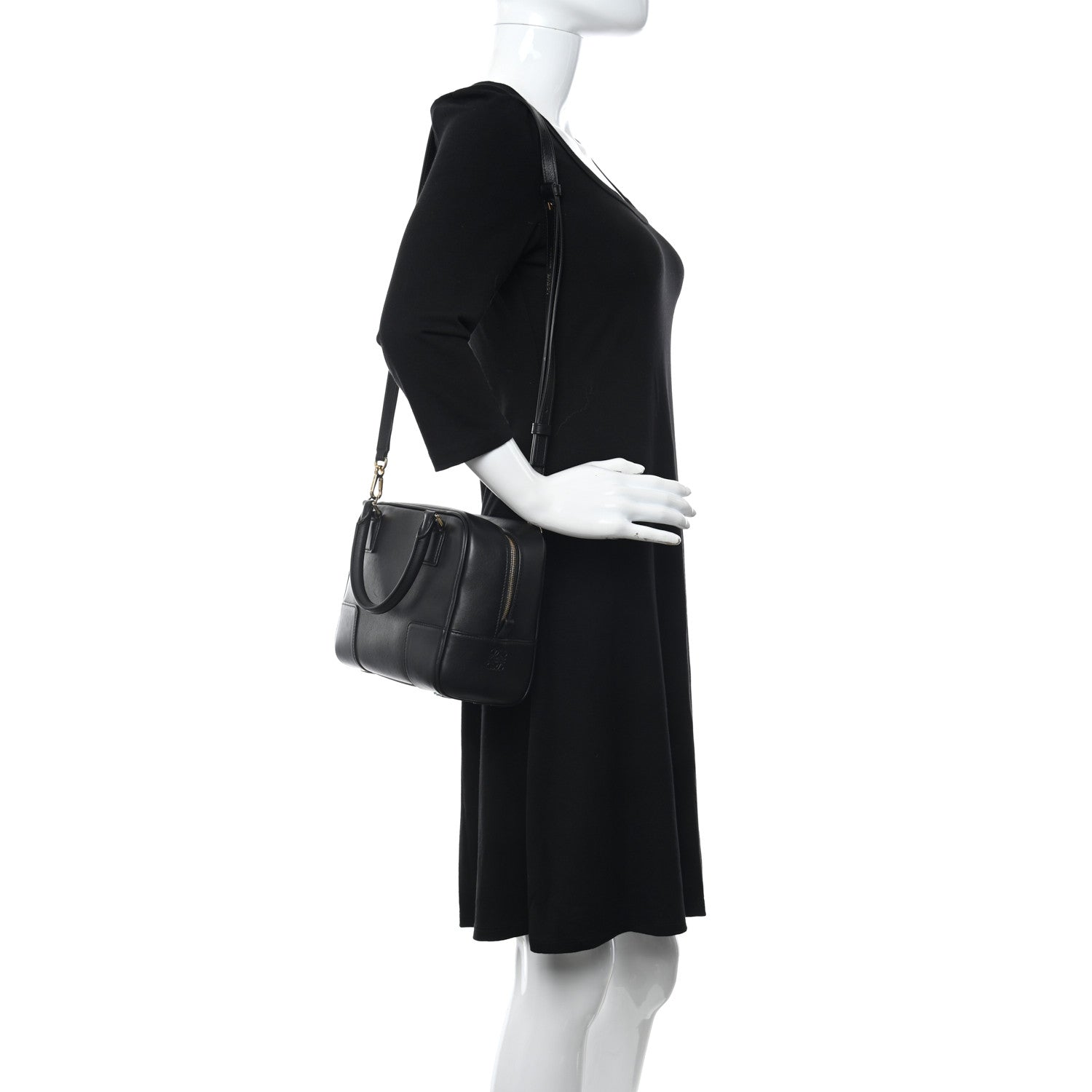 Loewe Calfskin Amazona 19 Black 2 of 8