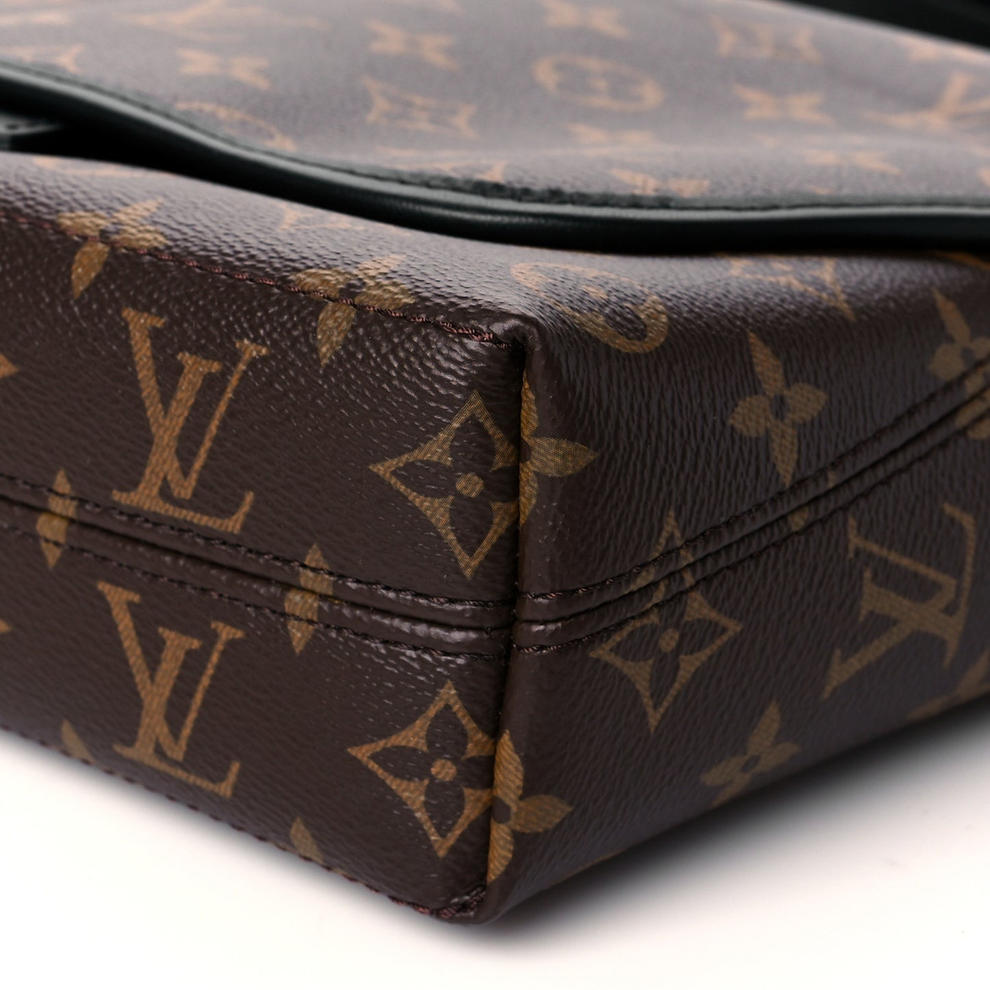 Monogram Macassar Magnetic Messenger