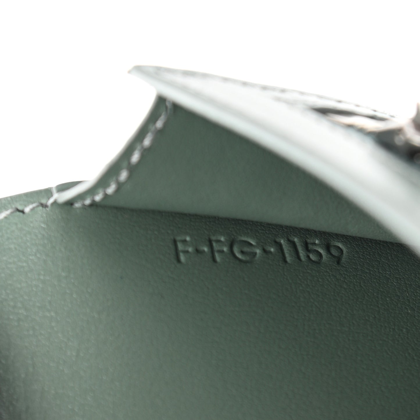 Grained Calfskin Medium Multifunction Strap Wallet Green