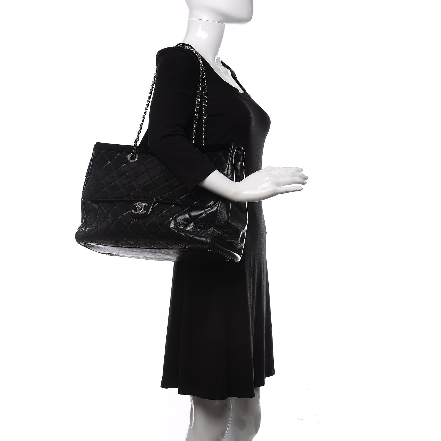 Chanel Glazed Calfskin Quilted Large CC Delivery Tote Black 2 of 12