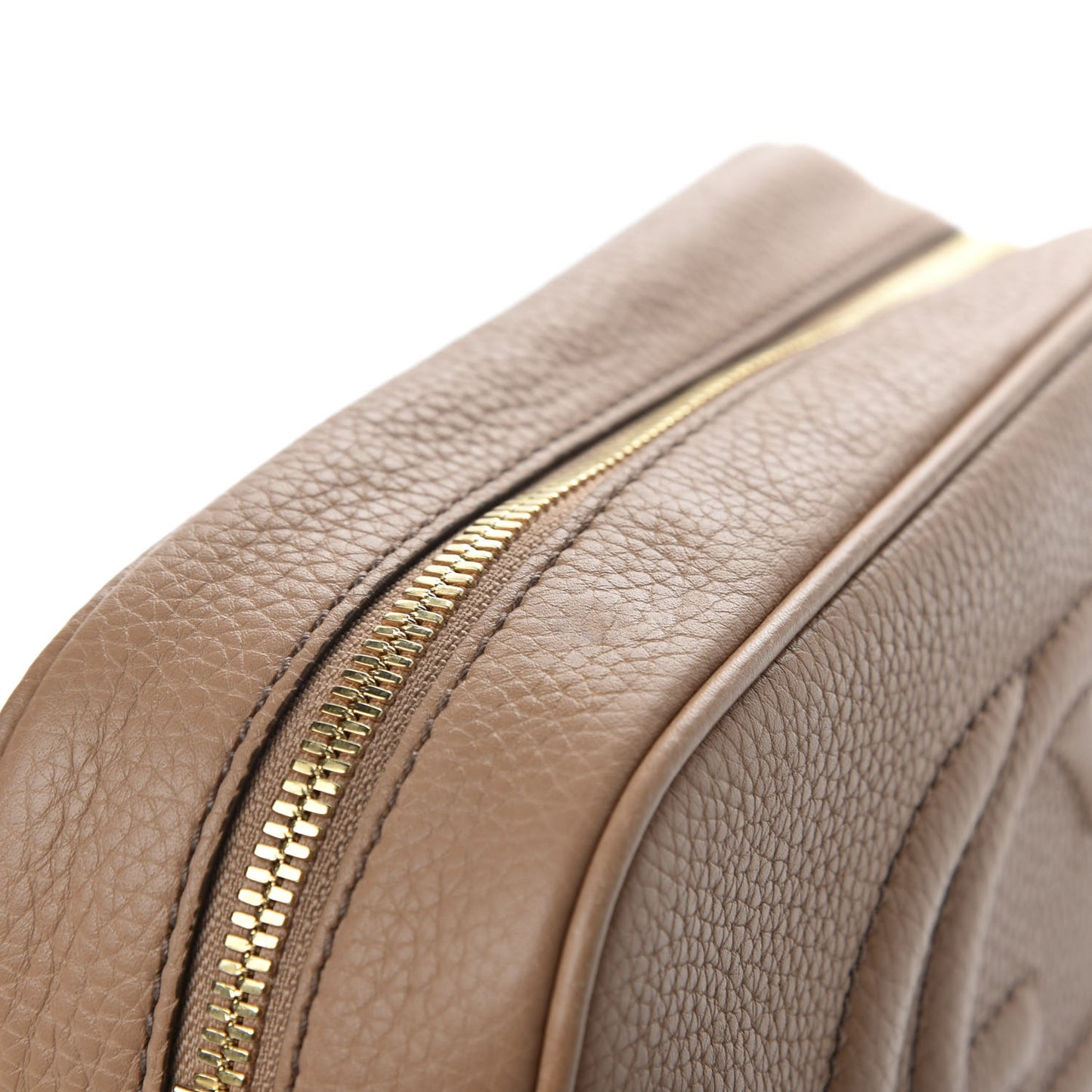 Pebbled Calfskin Small Soho Disco Bag Camelia