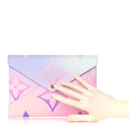 Louis Vuitton Monogram Giant Spring In The City Large Kirigami Pochette Sunrise Pastel 2 of 9