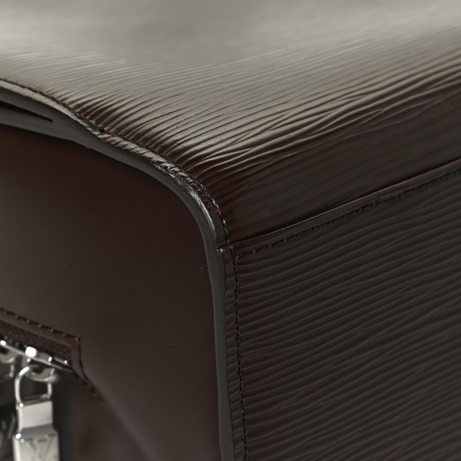Louis Vuitton Epi Pont-Neuf Moka 10 of 14