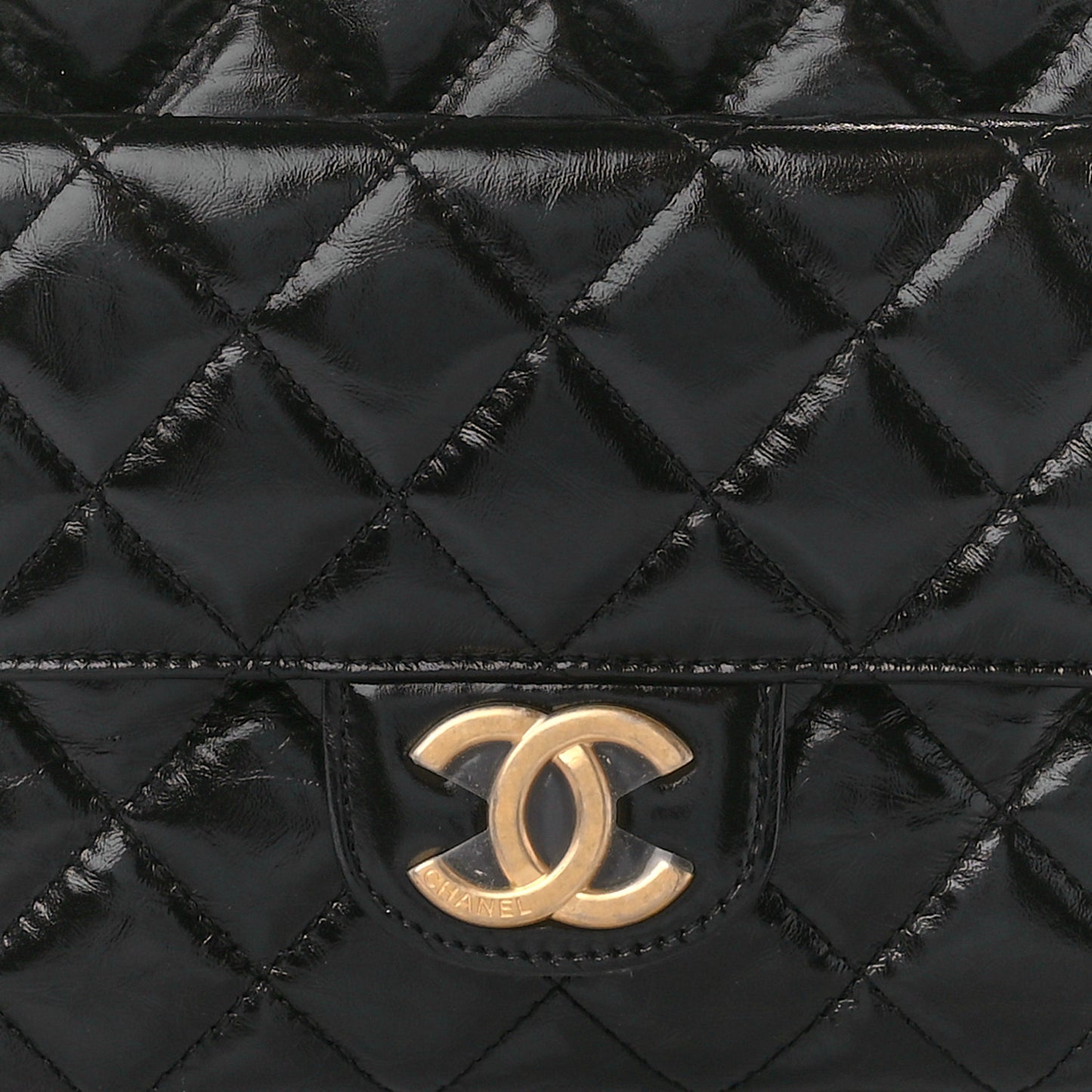 Shiny Crumpled Calfskin Quilted Wavy CC Hobo Black